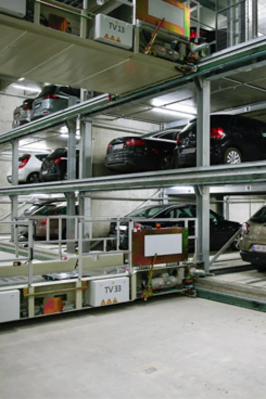 Parkeeroplossing met automatisch parkeersysteem